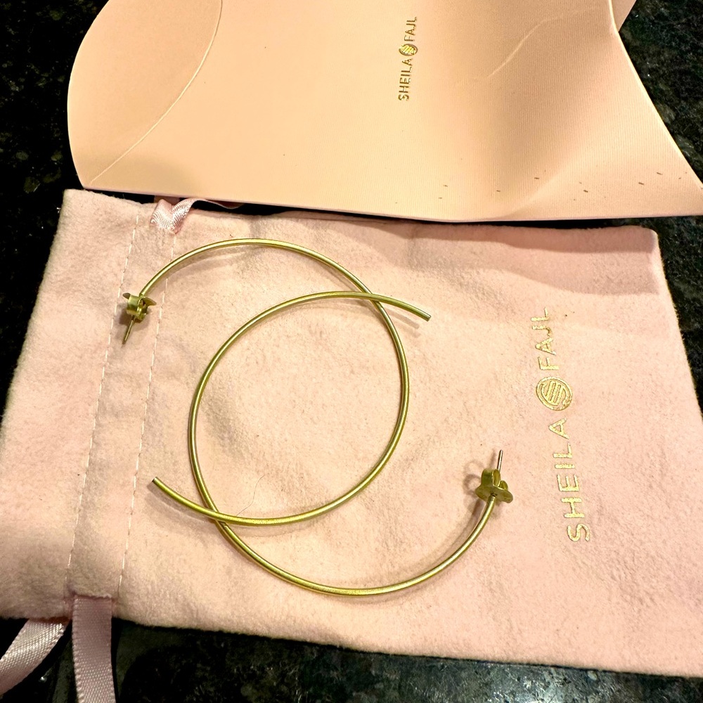 Sheila Fajil Big Jillian Hoops